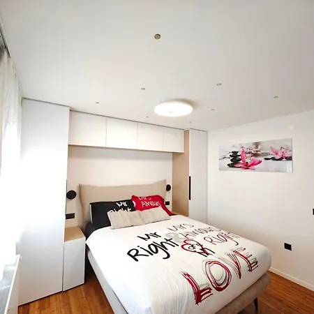 Luxury Elis With Private Pool Διαμέρισμα