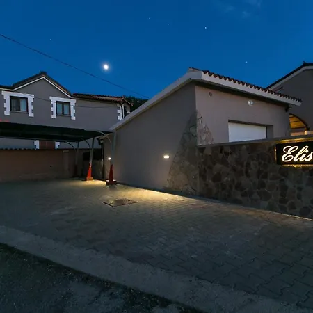 公寓 Luxury Elis With Private Pool