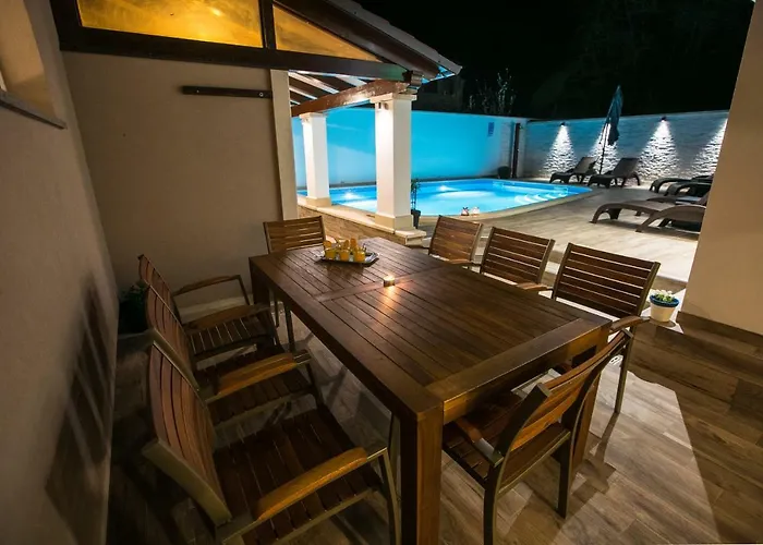 Luxury Elis With Private Pool *
