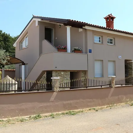 Luxury Elis With Private Pool * Pula