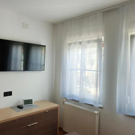 Luxury Elis With Private Pool Lejlighed Pula