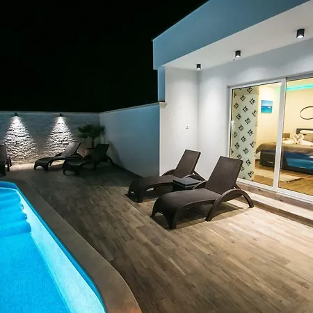 Luxury Elis With Private Pool *