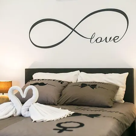 Luxury Elis With Private Pool Appartement *