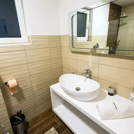 Luxury Elis With Private Pool Appartement Pula