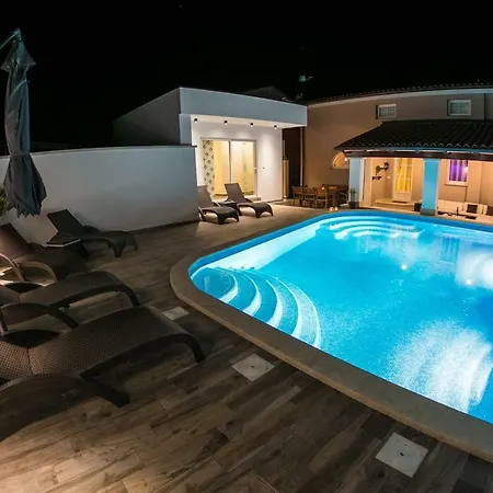 Luxury Elis With Private Pool Appartement
