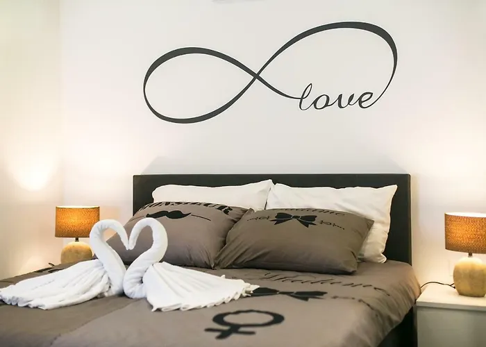 Luxury Elis With Private Pool Appartement *