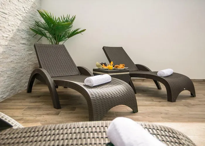 Luxury Elis With Private Pool